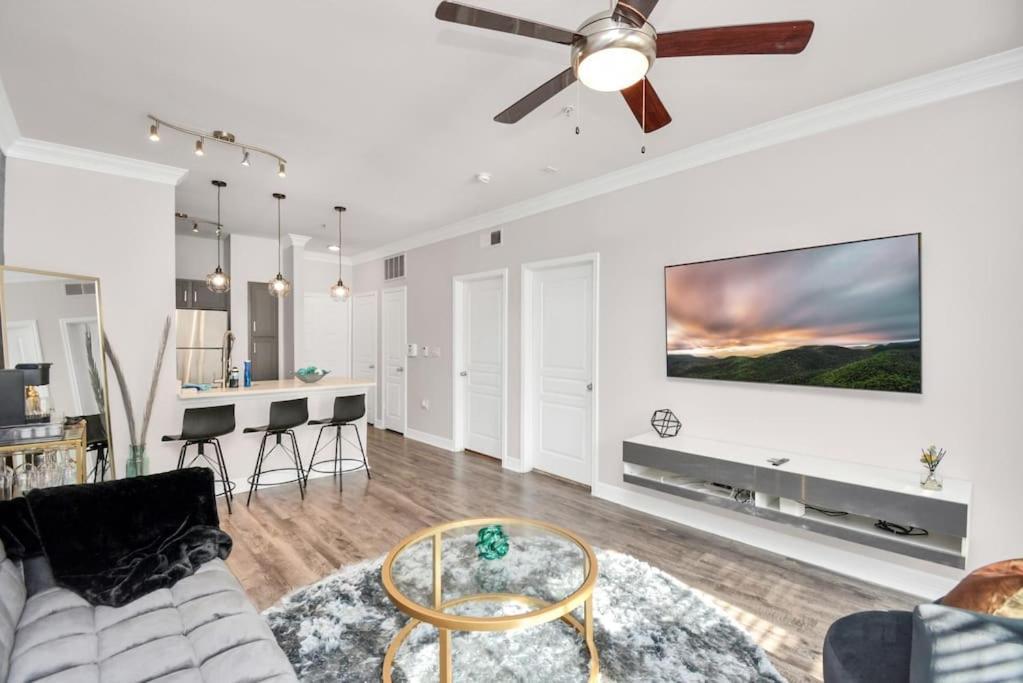 Luxury 1Br Apt ,Nrg ,Downtown ,Med Center,Galleria ヒューストン エクステリア 写真