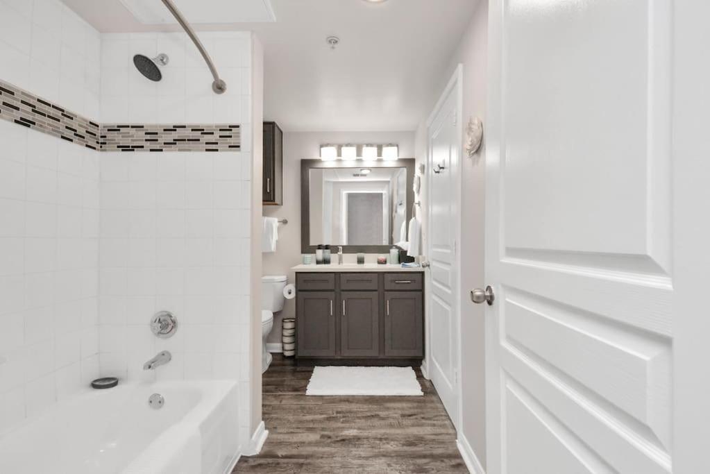 Luxury 1Br Apt ,Nrg ,Downtown ,Med Center,Galleria ヒューストン エクステリア 写真